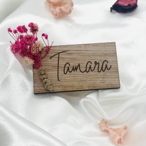 Marca sitio con mini ramo flores preservadas