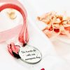 medalla ramo novia con frase grabada laser acero inoxidable