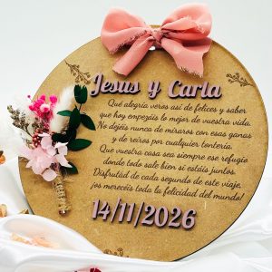 placa madera recuerdo boda personalizada grabada láser flores preservadas